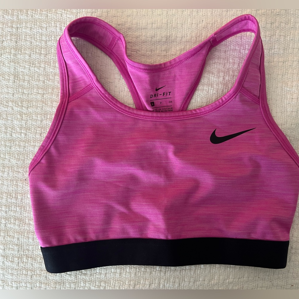 Nike sports bra size xs